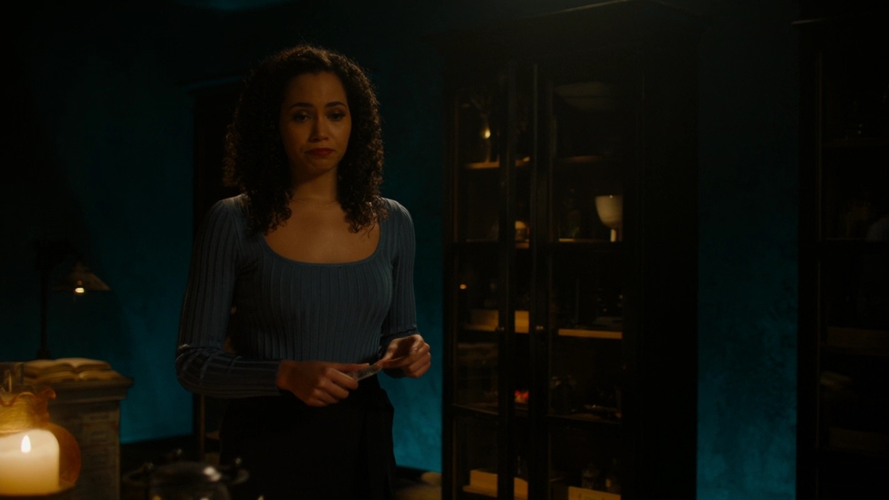 Charmed-Online-dot-nl-Charmed-2x14SuddenDeath0514.jpg
