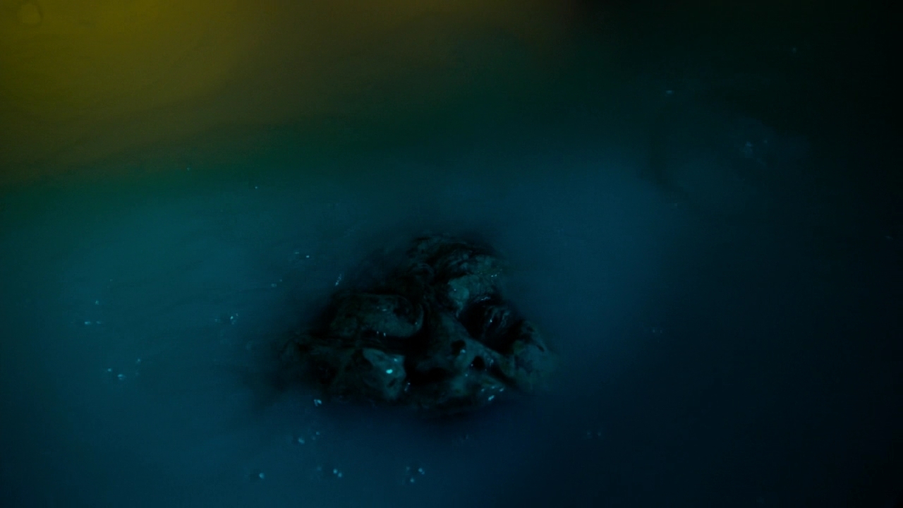 Charmed-Online-dot-nl-Charmed-2x14SuddenDeath0598.jpg Charmed-Online-dot-nl-Charmed-2x14SuddenDeath0598.jpg