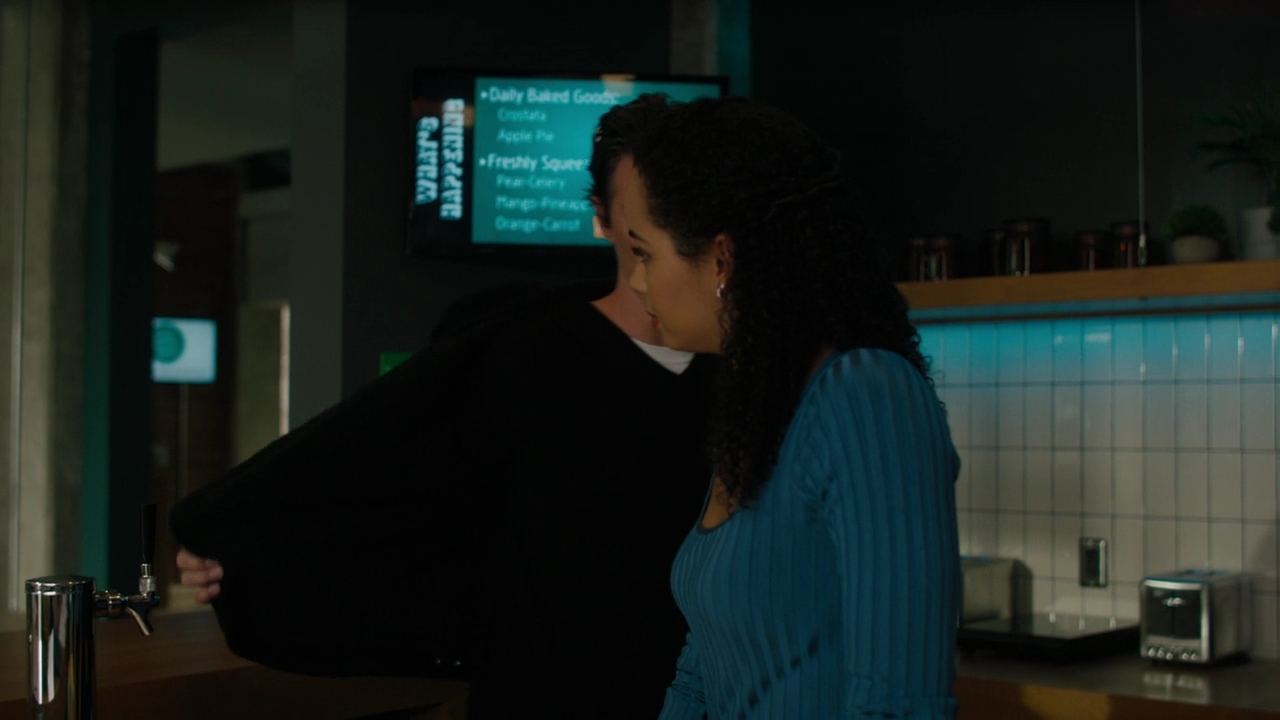 Charmed-Online-dot-nl-Charmed-2x14SuddenDeath0900.jpg
