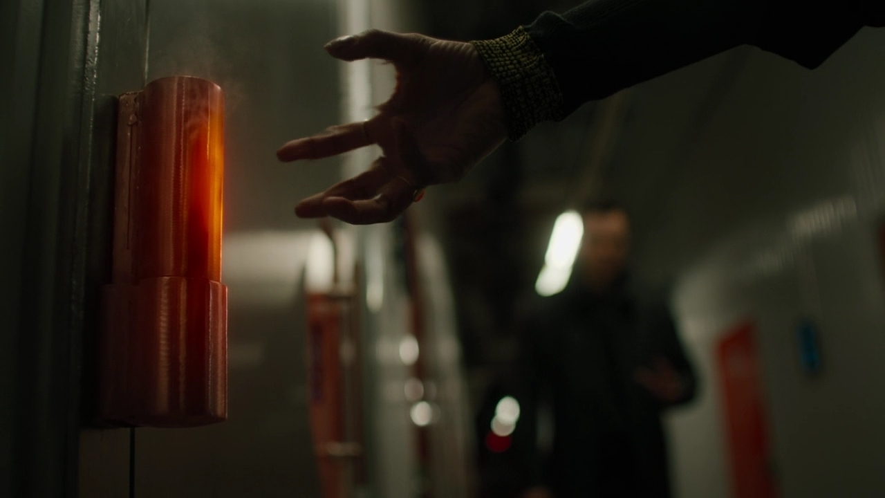 Charmed-Online-dot-nl-Charmed-2x14SuddenDeath1813.jpg Charmed-Online-dot-nl-Charmed-2x14SuddenDeath1813.jpg