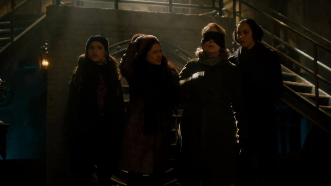 Charmed-Online-dot-nl_Charmed2x15ThirdTimesTheCharm0371.jpg