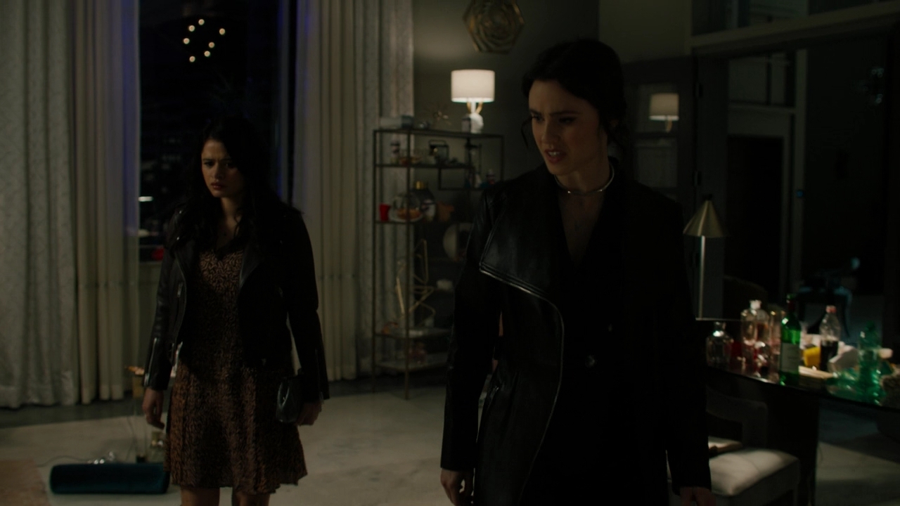 Charmed-Online-dot-nl_Charmed2x17SearchParty1293.jpg