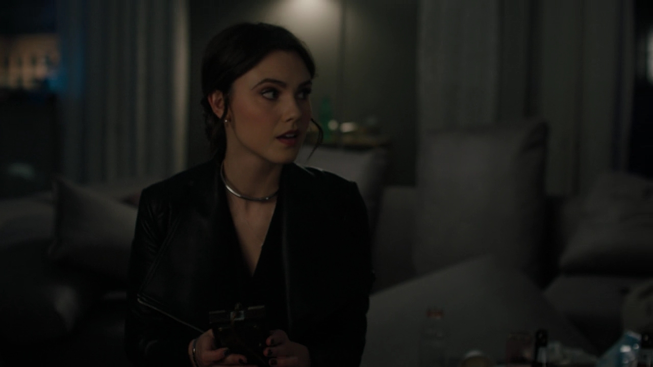 Charmed-Online-dot-nl_Charmed2x17SearchParty1586.jpg