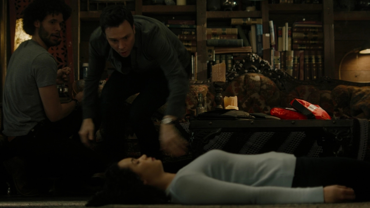 Charmed-Online-dot-nl_Charmed2x18DontLookBackInAnger1932.jpg