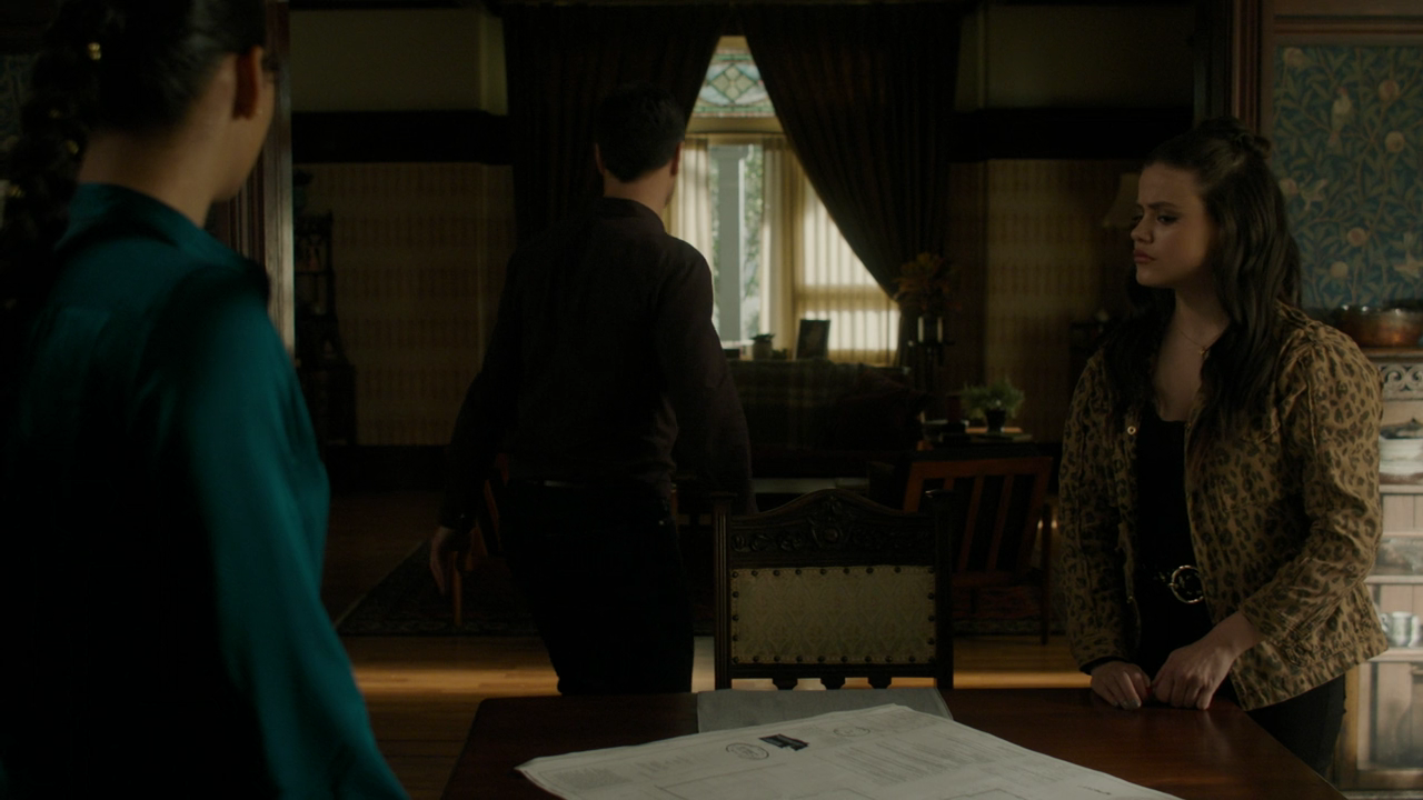Charmed-Online-dot-nl_Charmed2x19UnsafeSpace0233.png