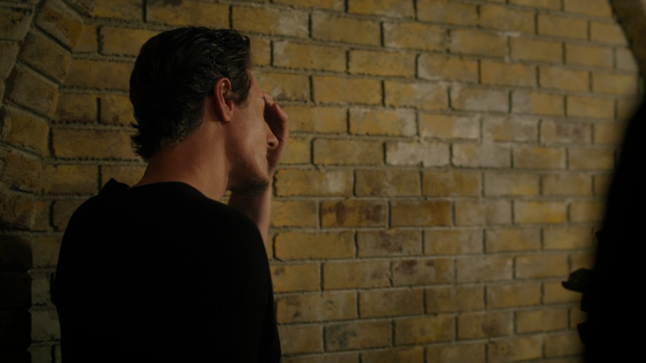Charmed-Online-dot-nl_Charmed2x19UnsafeSpace0490.png