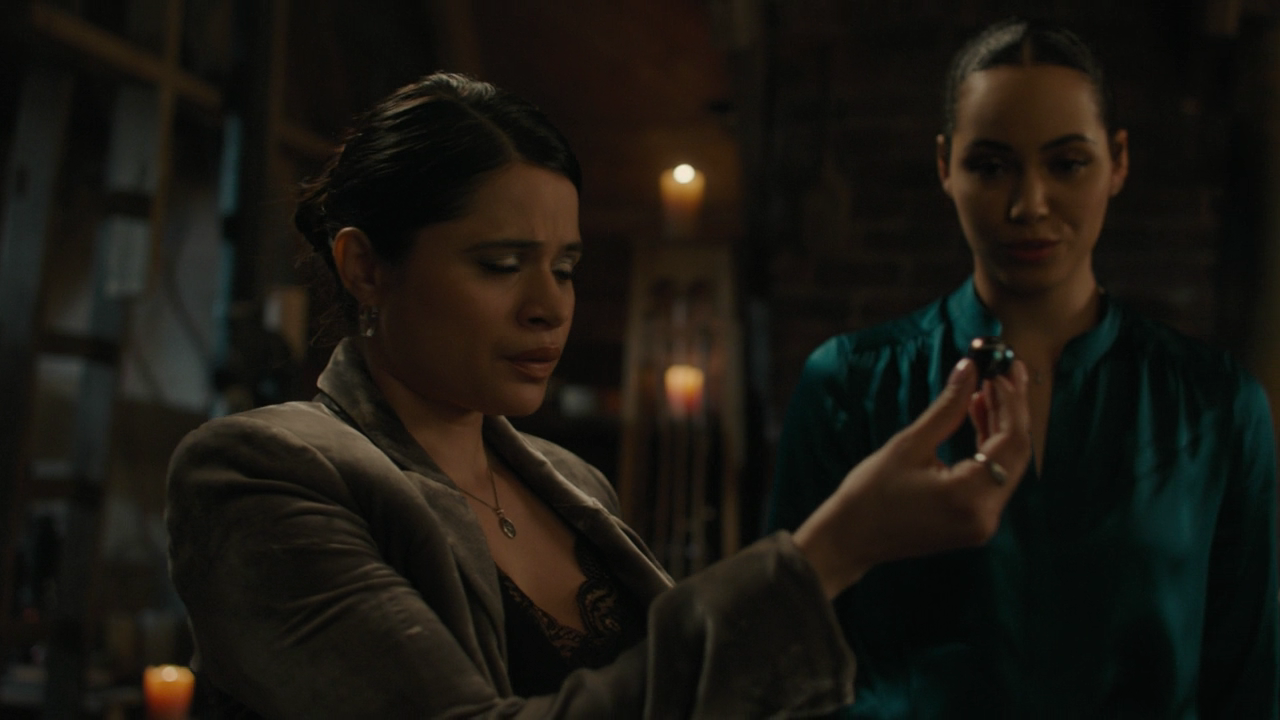 Charmed-Online-dot-nl_Charmed2x19UnsafeSpace1079.png