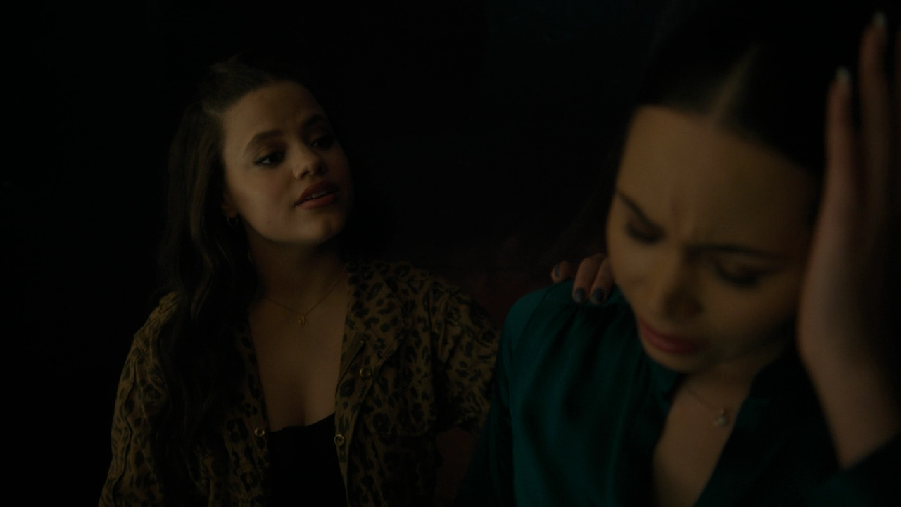 Charmed-Online-dot-nl_Charmed2x19UnsafeSpace1674.png
