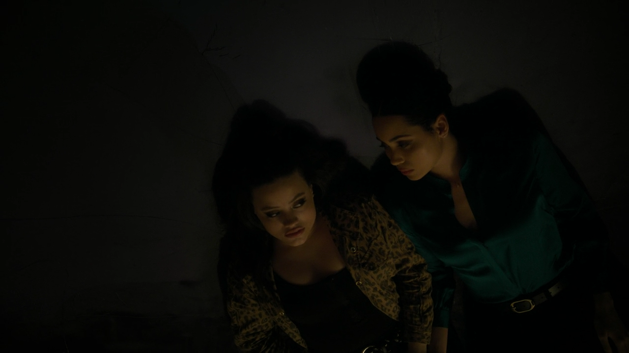 Charmed-Online-dot-nl_Charmed2x19UnsafeSpace1862.png