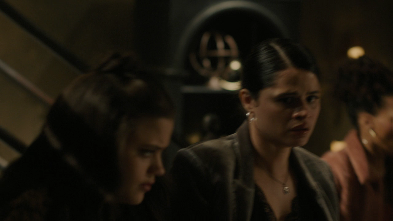 Charmed-Online-dot-nl_Charmed2x19UnsafeSpace2036.png