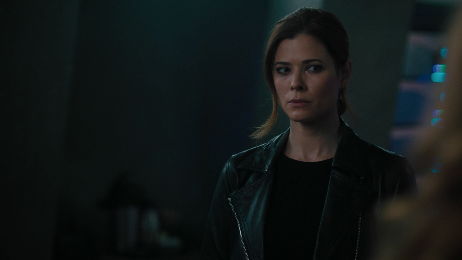 Charmed-Online-dot-nl_Charmed2x02SomeonesGoingToDie0357.jpg