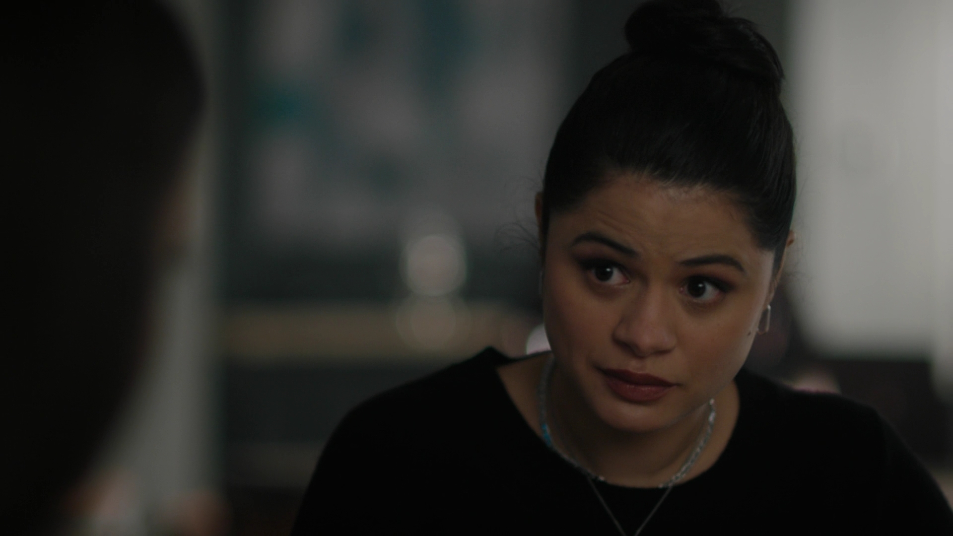 Charmed-Online-dot-nl_Charmed2x02SomeonesGoingToDie0471.jpg