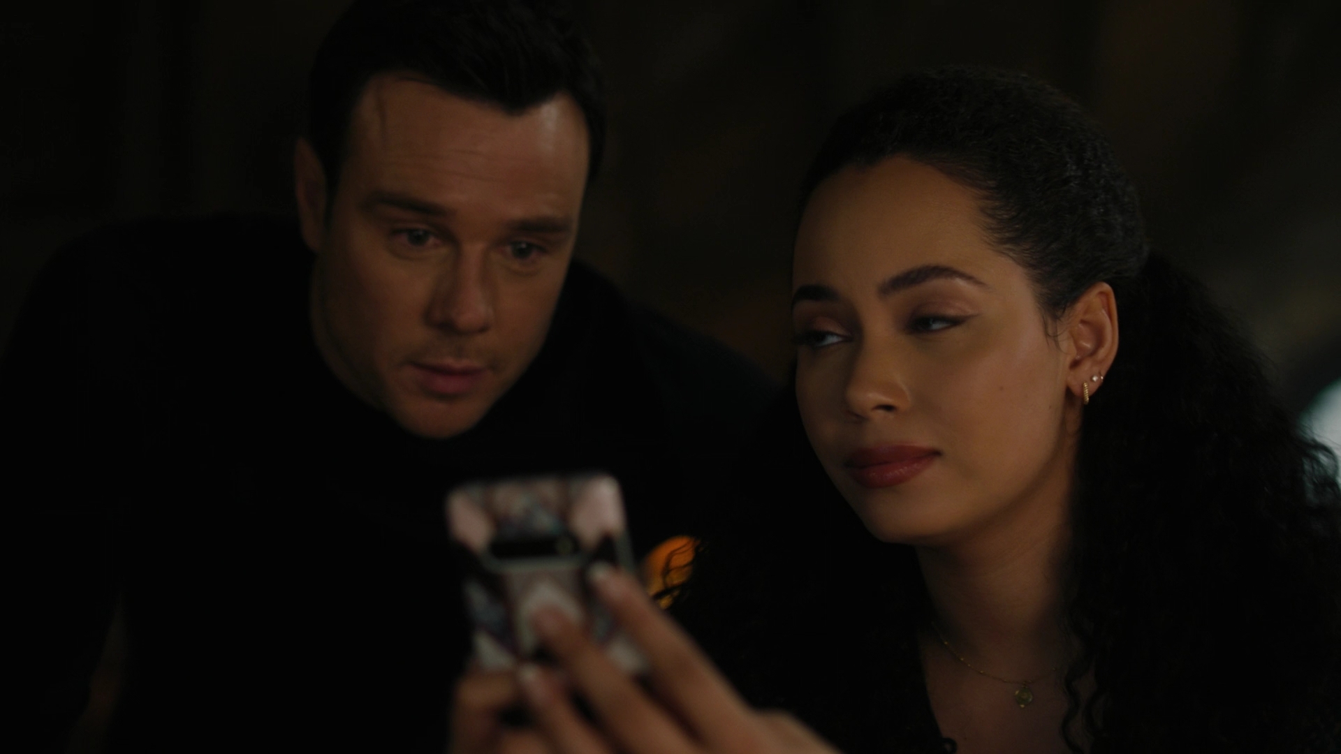 Charmed-Online-dot-nl_Charmed2x02SomeonesGoingToDie0503.jpg