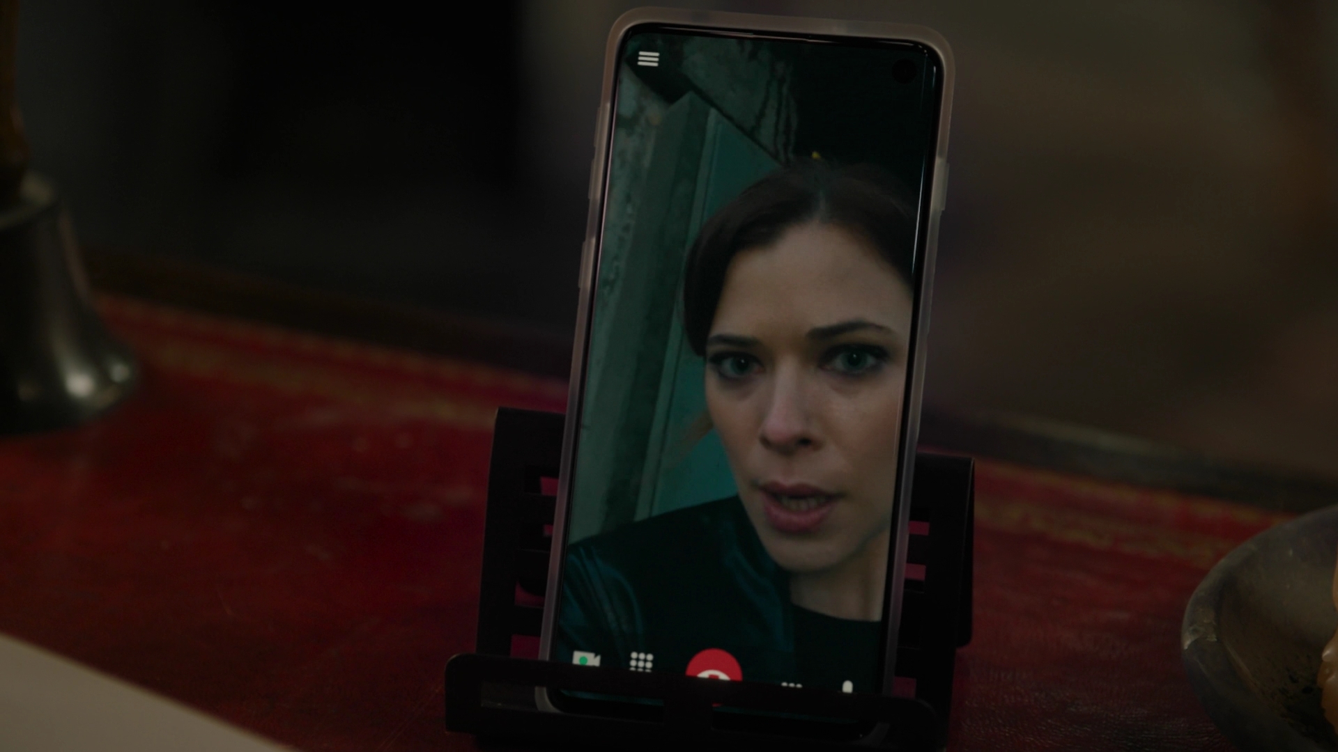 Charmed-Online-dot-nl_Charmed2x02SomeonesGoingToDie0516.jpg