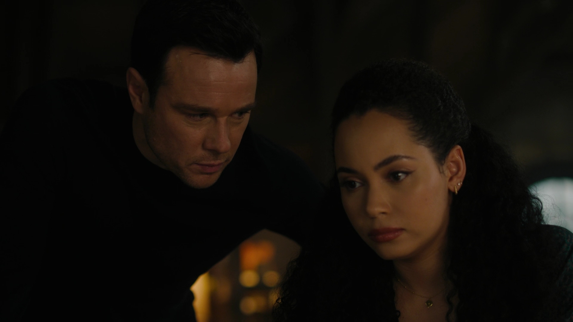Charmed-Online-dot-nl_Charmed2x02SomeonesGoingToDie0529.jpg