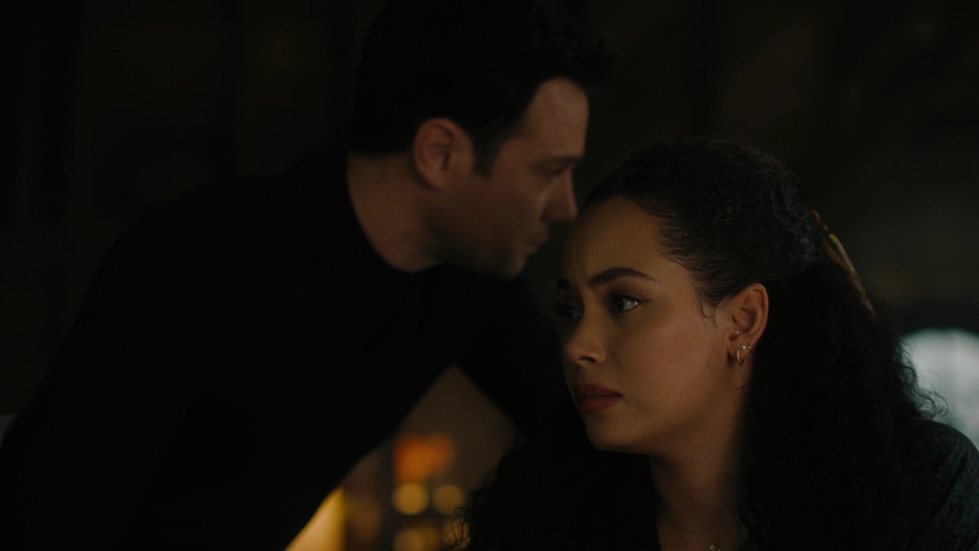Charmed-Online-dot-nl_Charmed2x02SomeonesGoingToDie0533.jpg