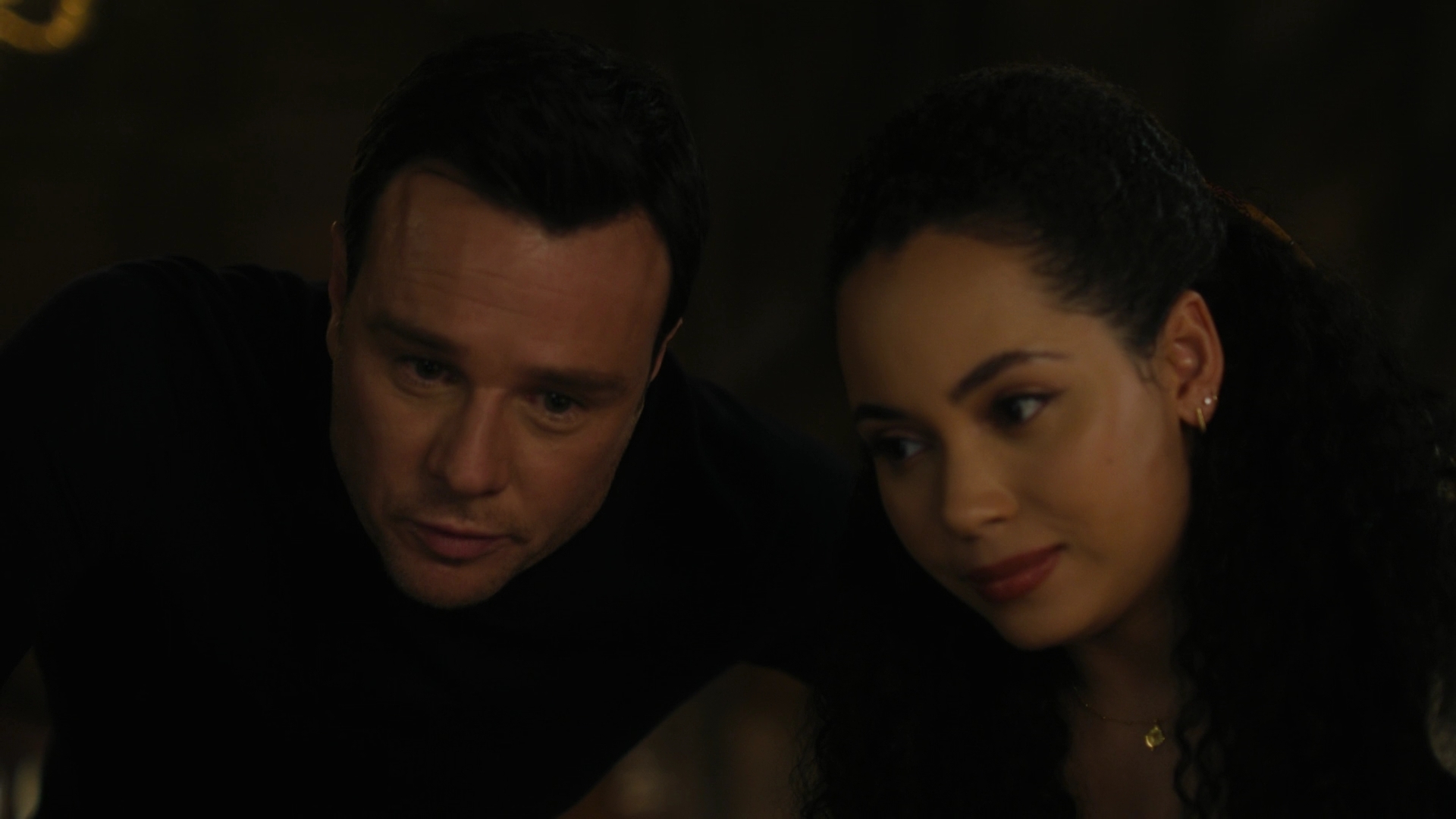 Charmed-Online-dot-nl_Charmed2x02SomeonesGoingToDie0559.jpg