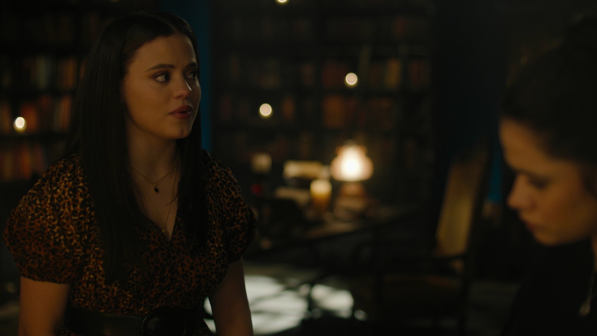 Charmed-Online-dot-nl_Charmed2x02SomeonesGoingToDie0847.jpg