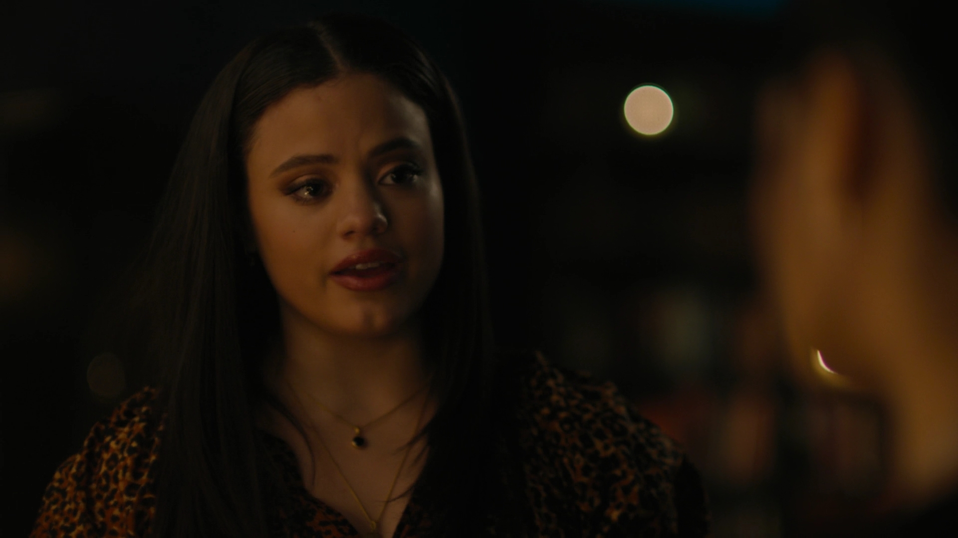 Charmed-Online-dot-nl_Charmed2x02SomeonesGoingToDie0893.jpg