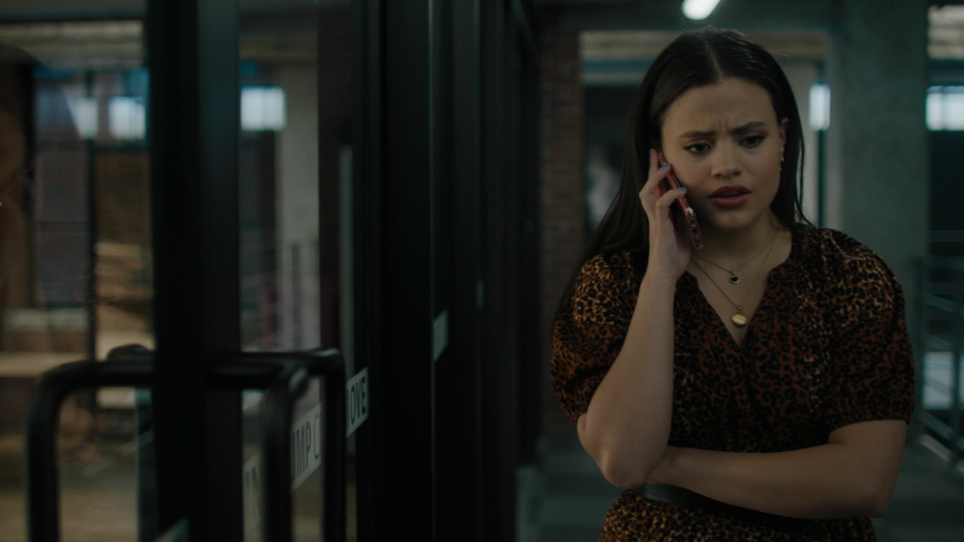 Charmed-Online-dot-nl_Charmed2x02SomeonesGoingToDie0966.jpg