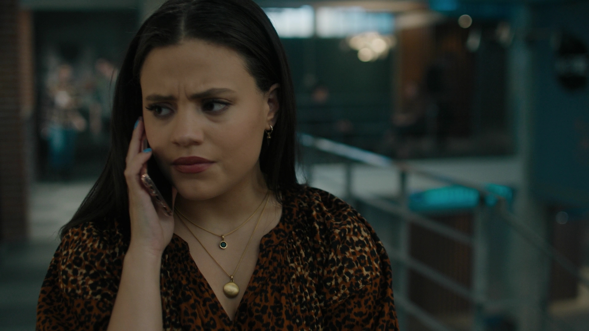 Charmed-Online-dot-nl_Charmed2x02SomeonesGoingToDie0991.jpg