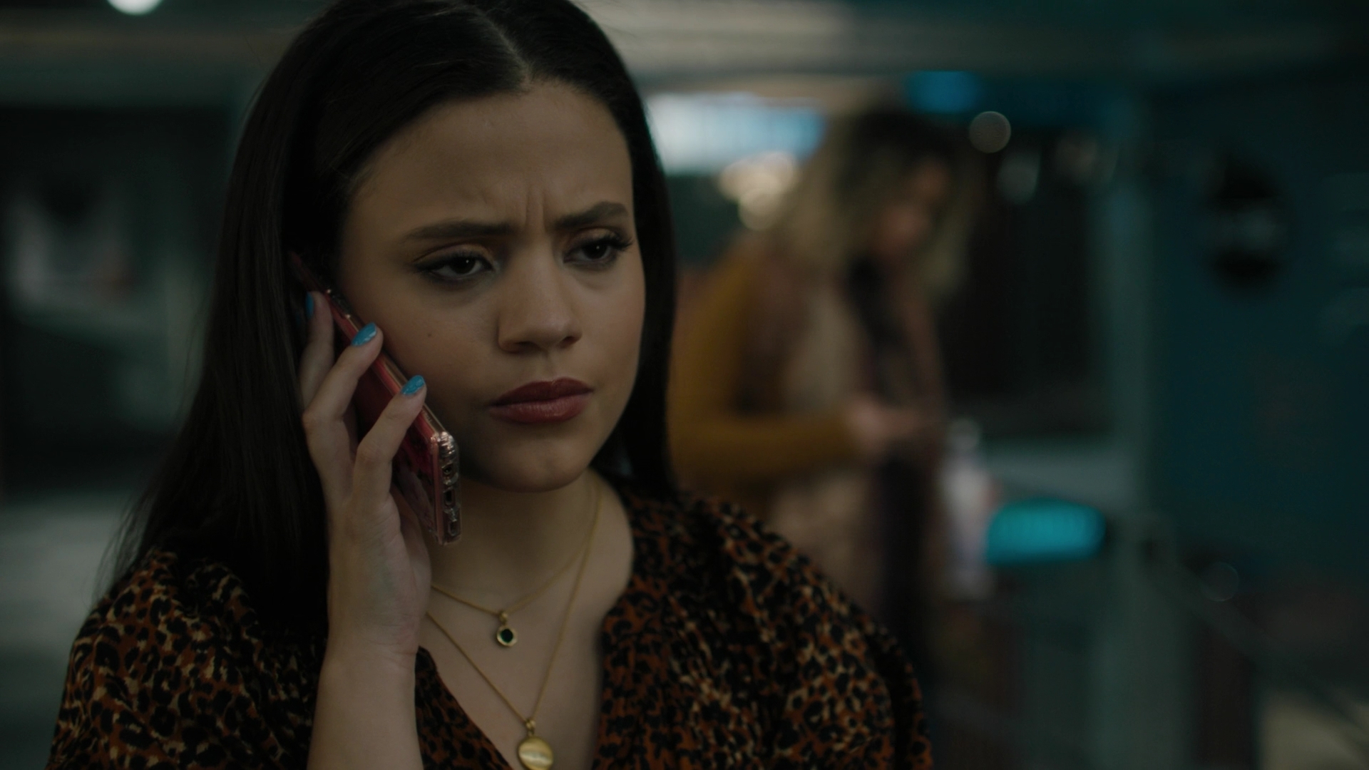 Charmed-Online-dot-nl_Charmed2x02SomeonesGoingToDie1015.jpg