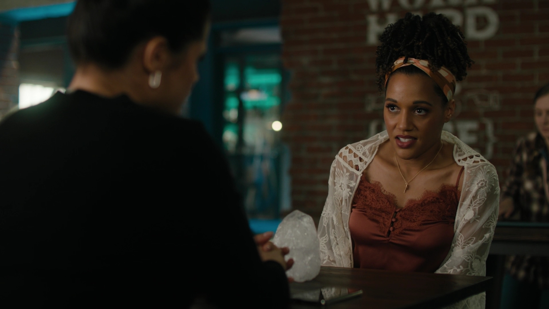 Charmed-Online-dot-nl_Charmed2x02SomeonesGoingToDie1047.jpg
