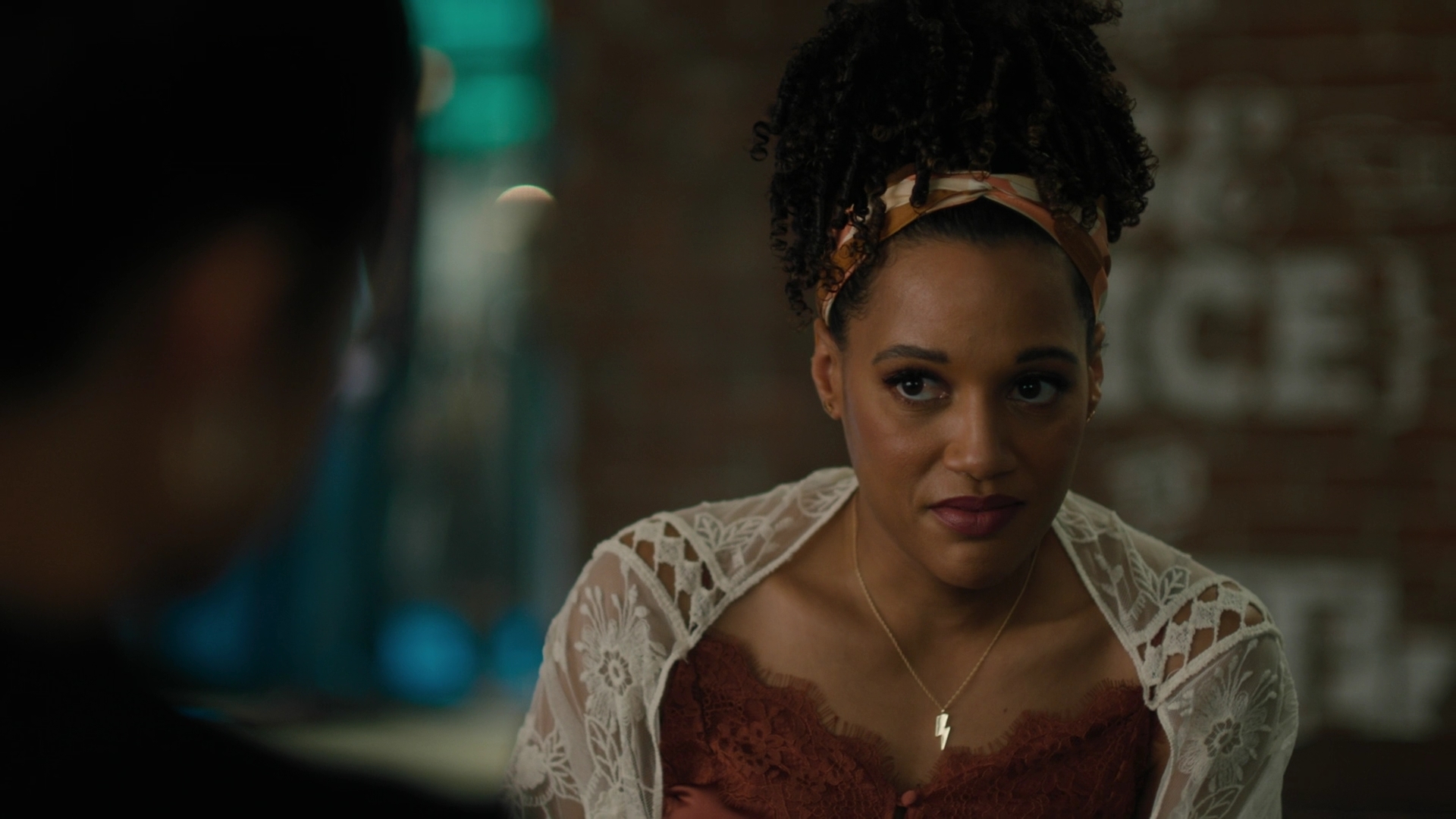 Charmed-Online-dot-nl_Charmed2x02SomeonesGoingToDie1057.jpg