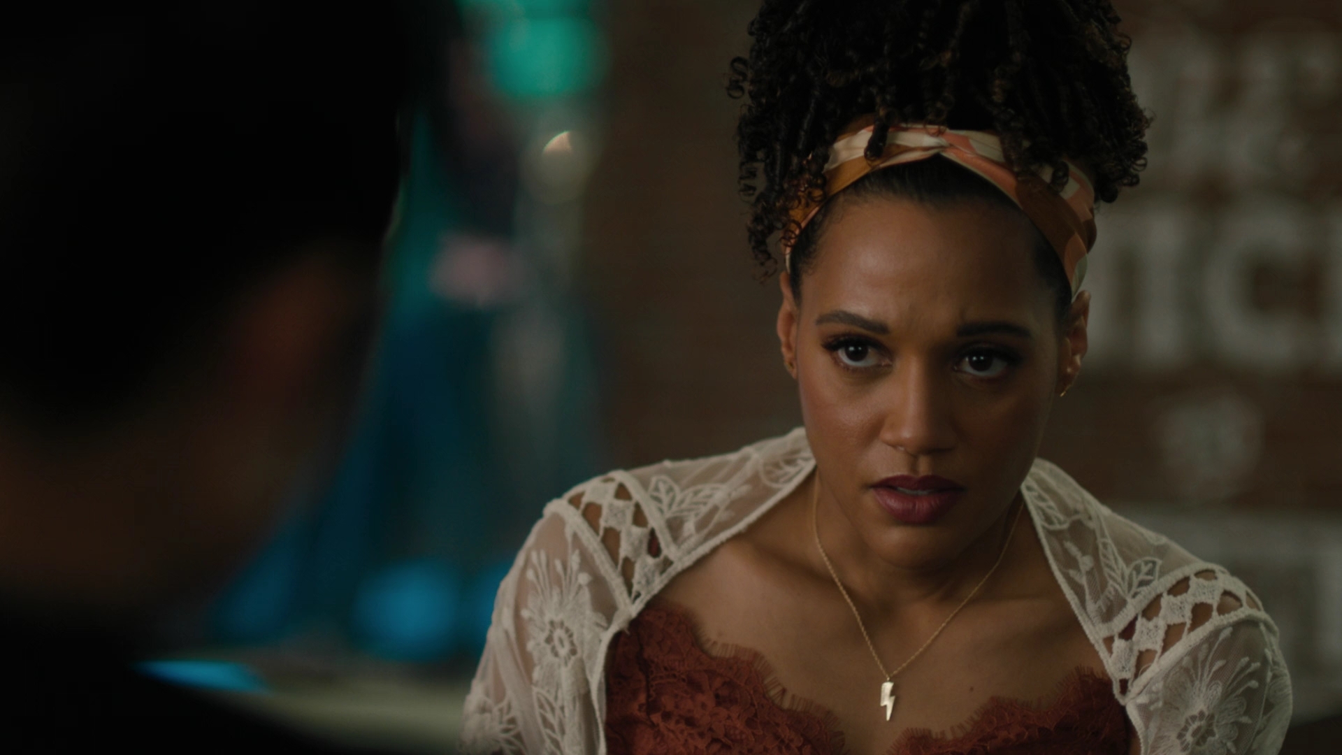 Charmed-Online-dot-nl_Charmed2x02SomeonesGoingToDie1090.jpg