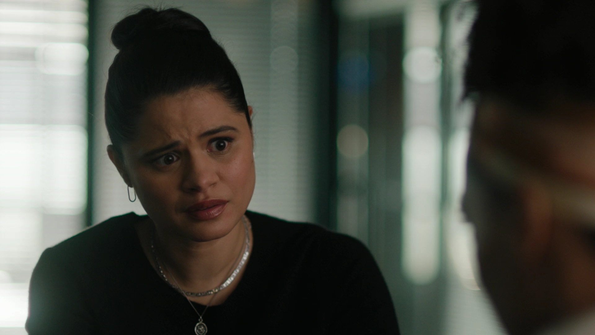 Charmed-Online-dot-nl_Charmed2x02SomeonesGoingToDie1094.jpg