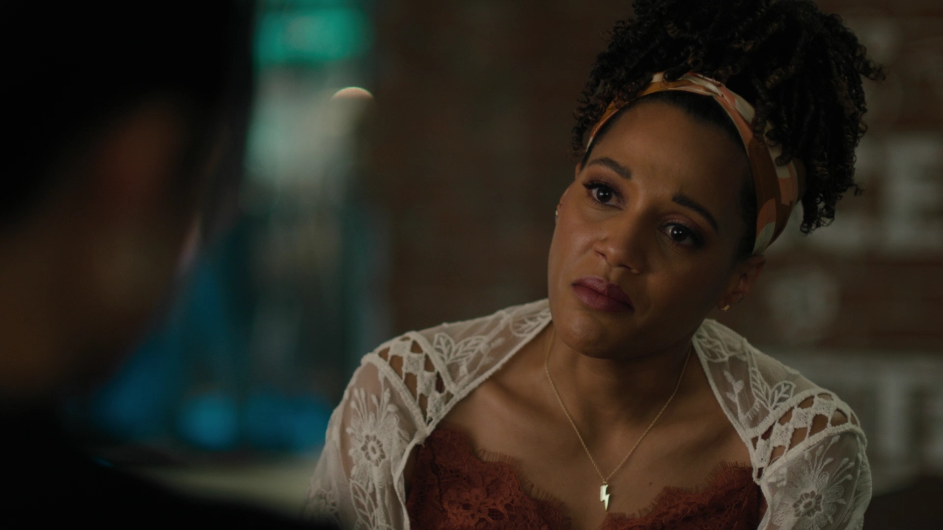 Charmed-Online-dot-nl_Charmed2x02SomeonesGoingToDie1102.jpg