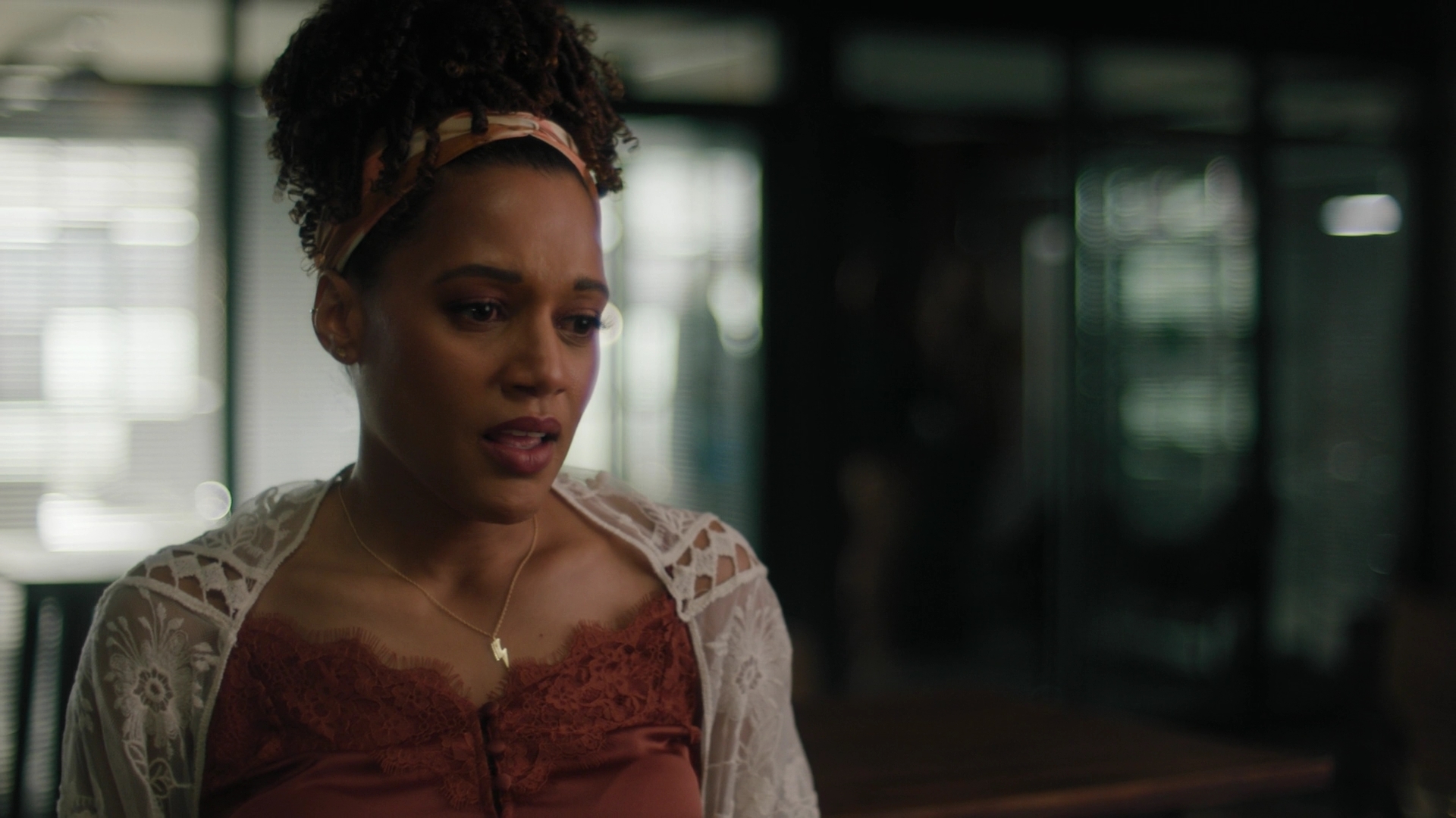 Charmed-Online-dot-nl_Charmed2x02SomeonesGoingToDie1129.jpg