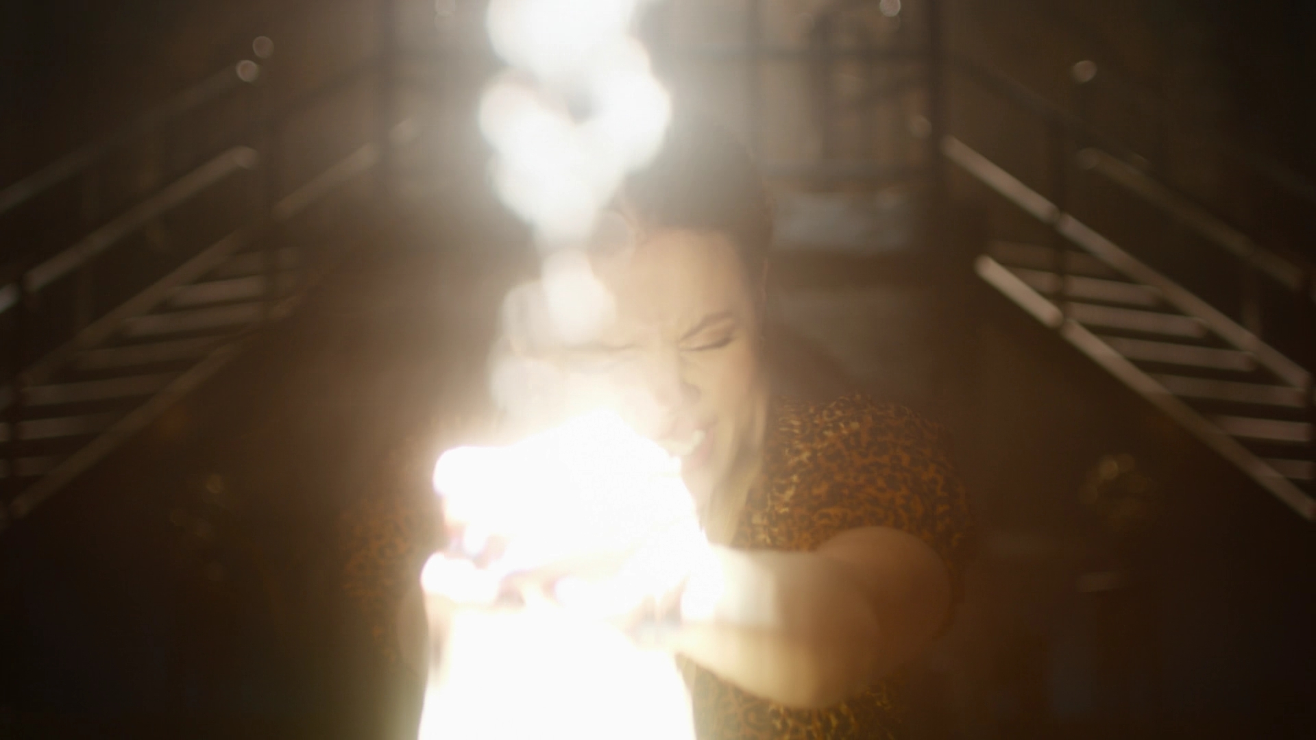 Charmed-Online-dot-nl_Charmed2x02SomeonesGoingToDie1537.jpg