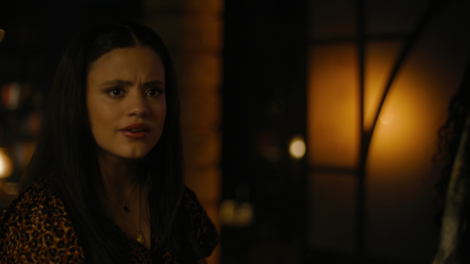 Charmed-Online-dot-nl_Charmed2x02SomeonesGoingToDie1739.jpg