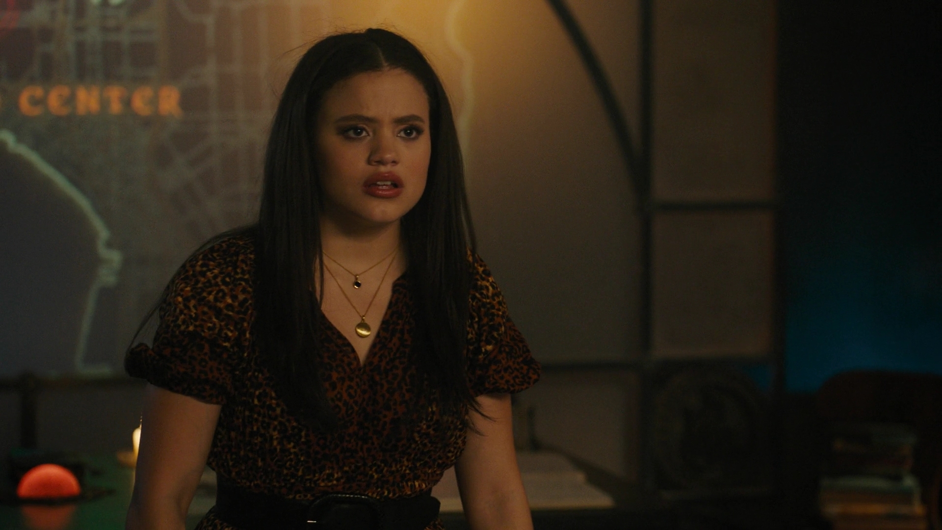 Charmed-Online-dot-nl_Charmed2x02SomeonesGoingToDie1860.jpg