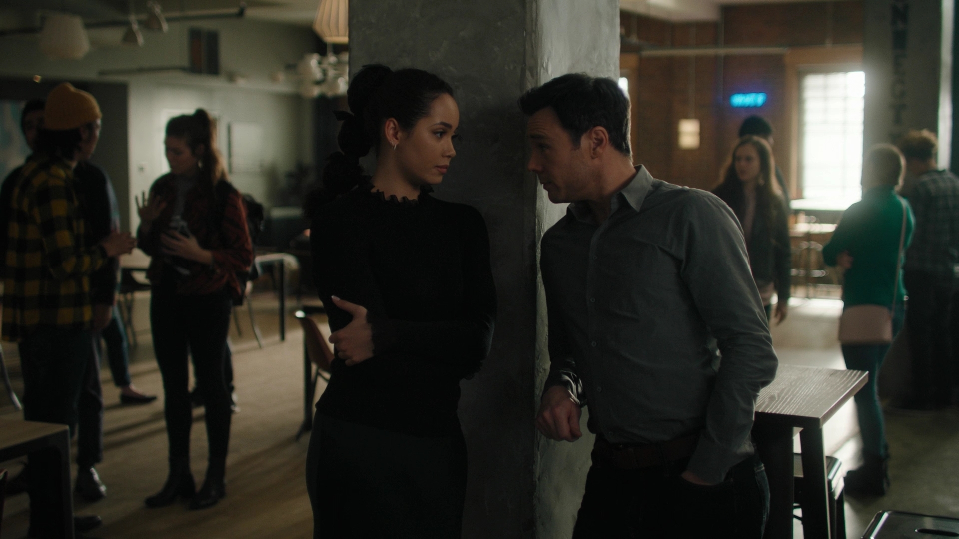 Charmed-Online-dot-nl_Charmed2x02SomeonesGoingToDie1992.jpg
