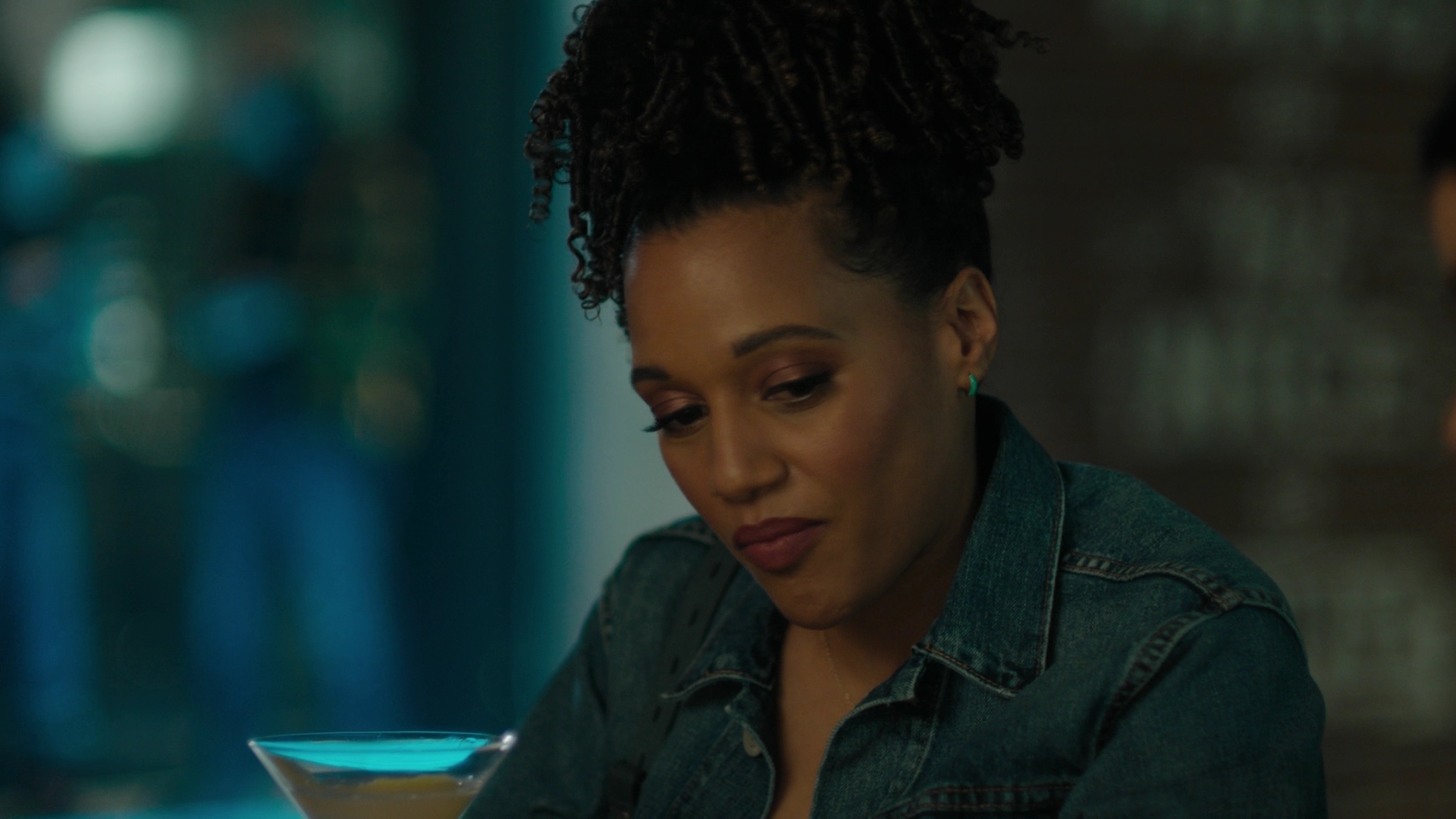 Charmed-Online-dot-nl_Charmed2x02SomeonesGoingToDie2090.jpg