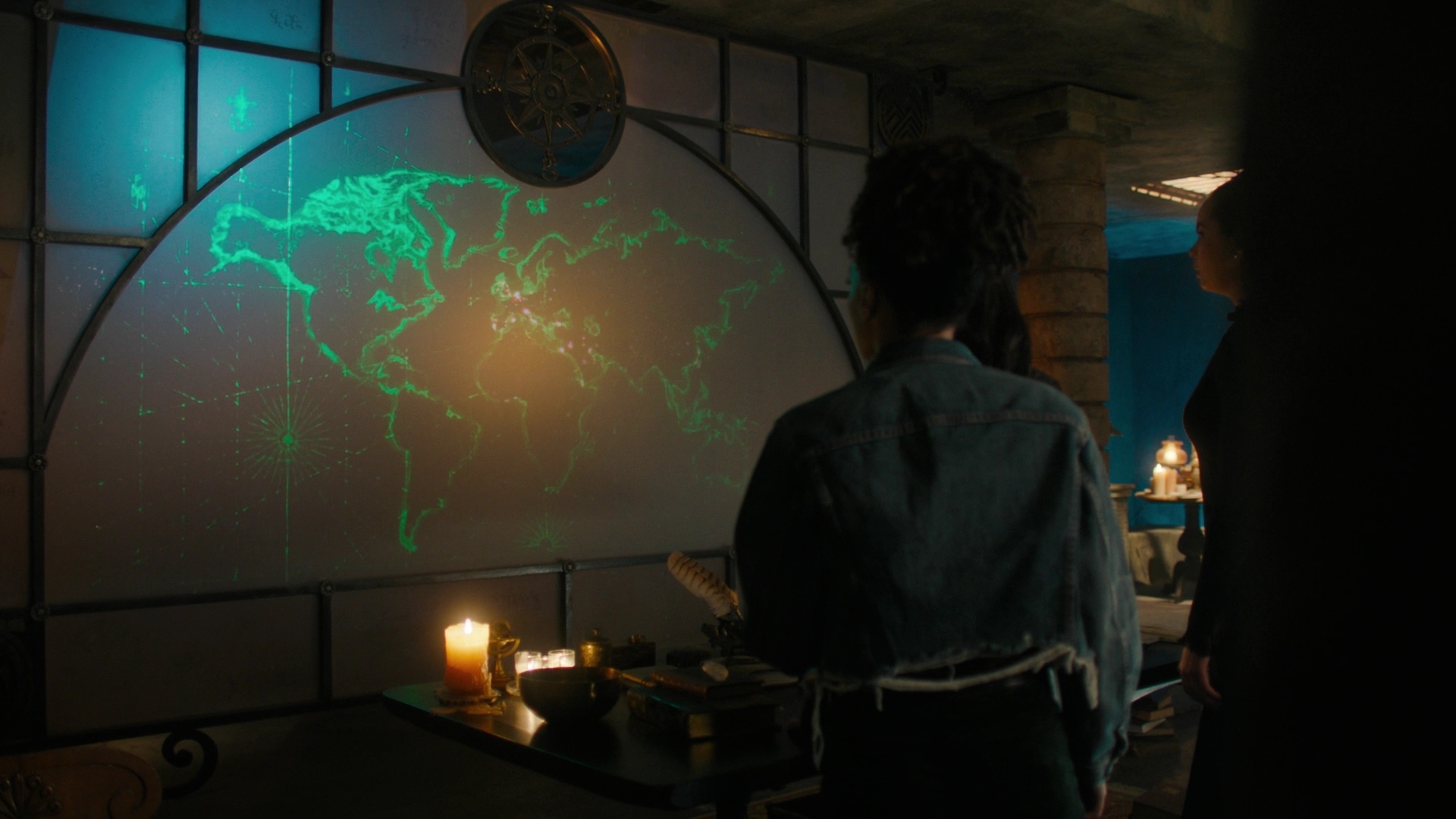 Charmed-Online-dot-nl_Charmed2x02SomeonesGoingToDie2153.jpg