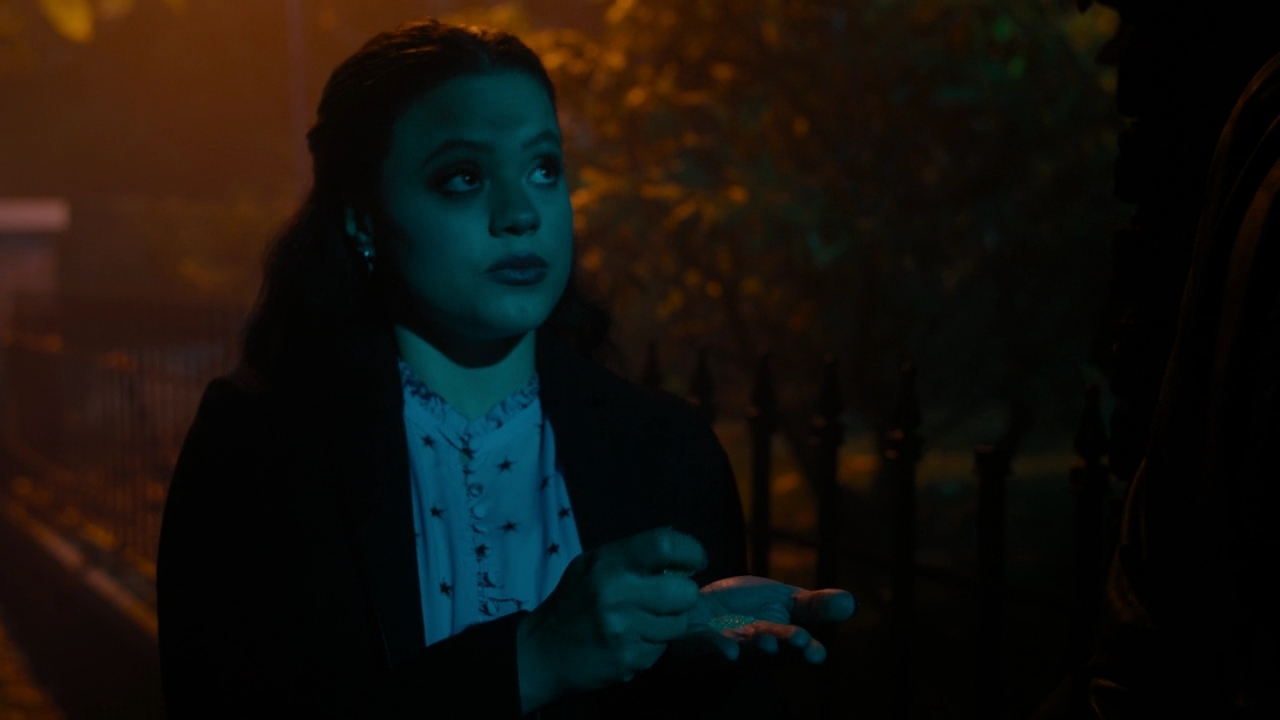 Charmed-Online-dot-nl_Charmed3x03Triage0615.jpg