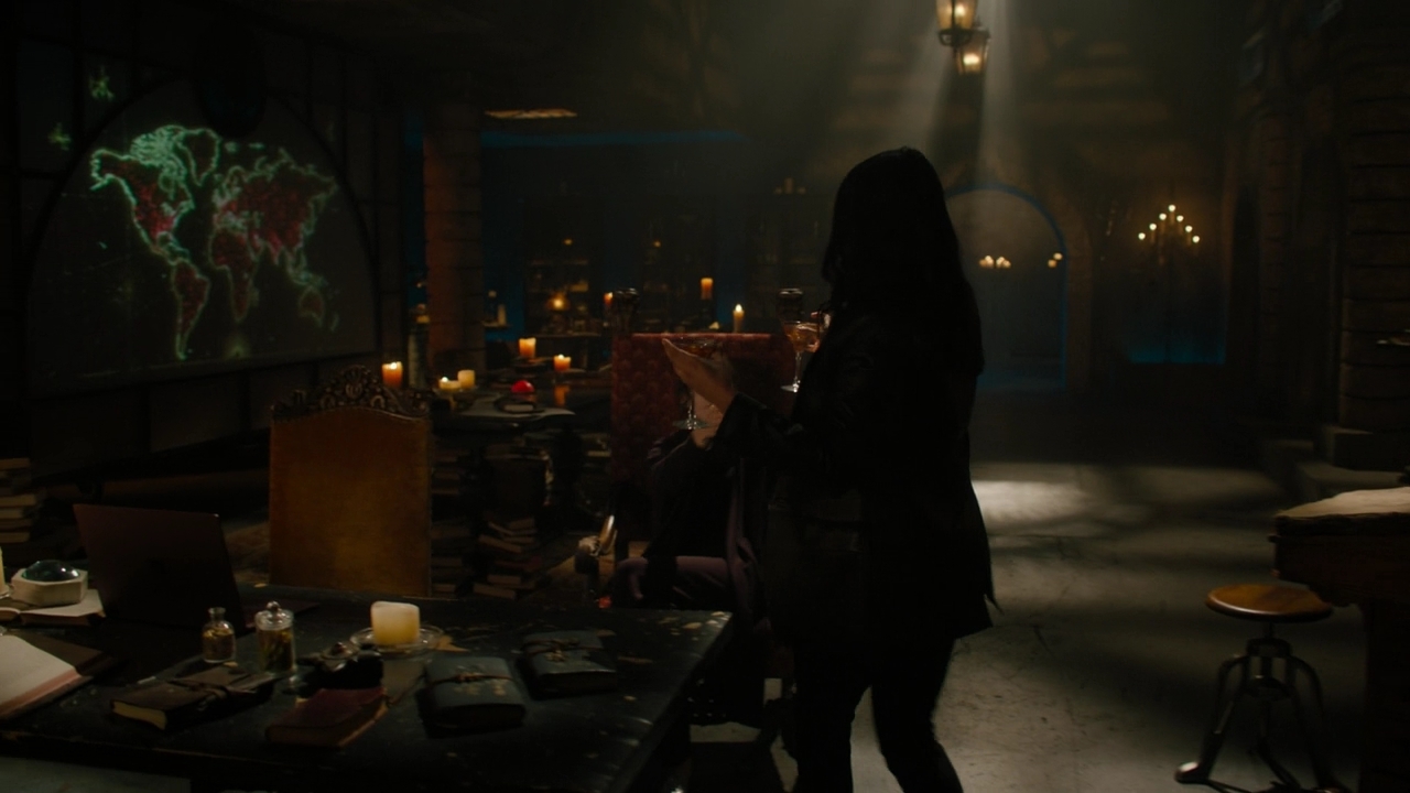 Charmed-Online-dot-nl_Charmed3x03Triage0783.jpg
