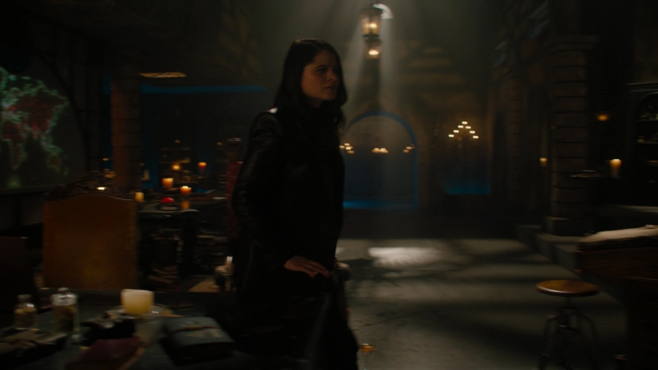 Charmed-Online-dot-nl_Charmed3x03Triage0875.jpg