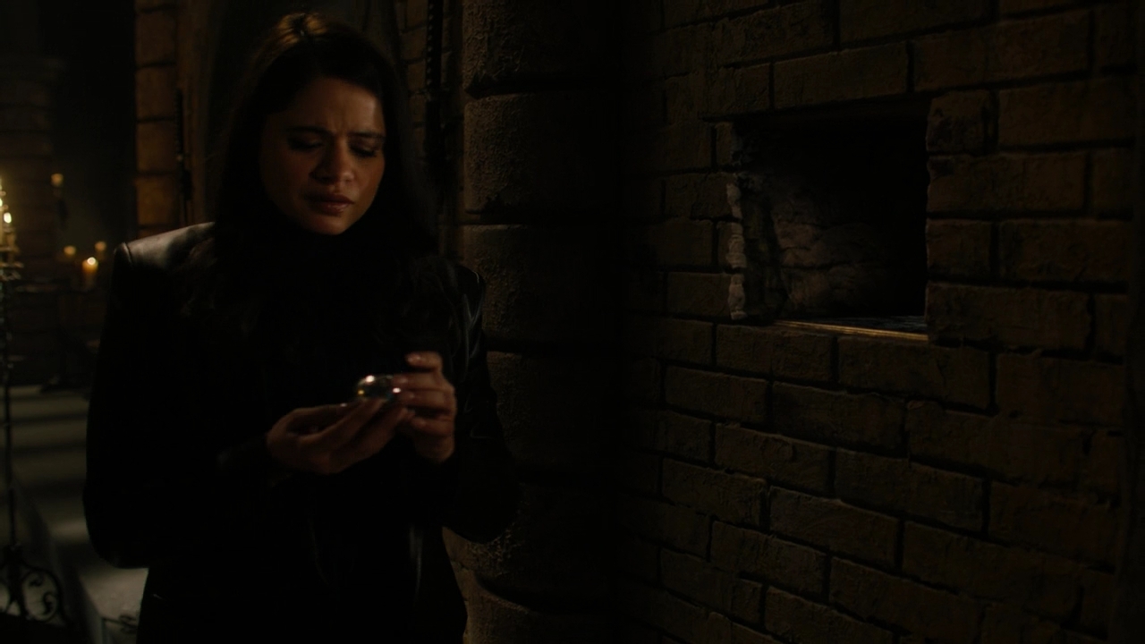 Charmed-Online-dot-nl_Charmed3x03Triage0880.jpg
