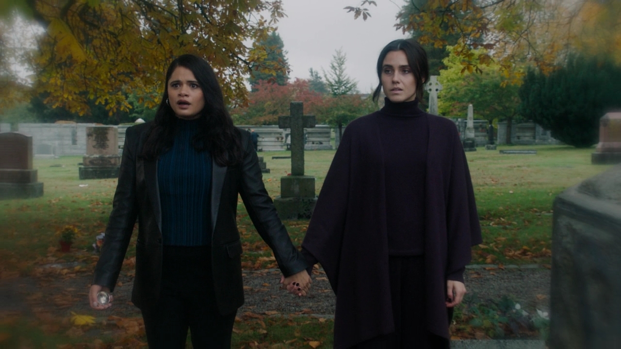 Charmed-Online-dot-nl_Charmed3x03Triage0912.jpg