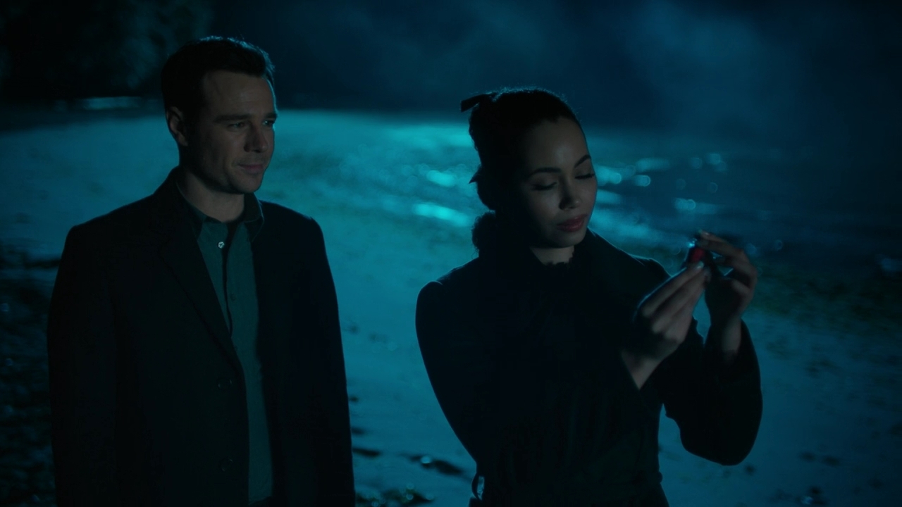 Charmed-Online-dot-nl_Charmed3x03Triage1090.jpg Charmed-Online-dot-nl_Charmed3x03Triage1090.jpg