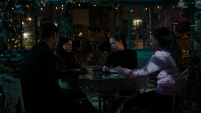 Charmed-Online-dot-nl_Charmed3x03Triage0319.jpg