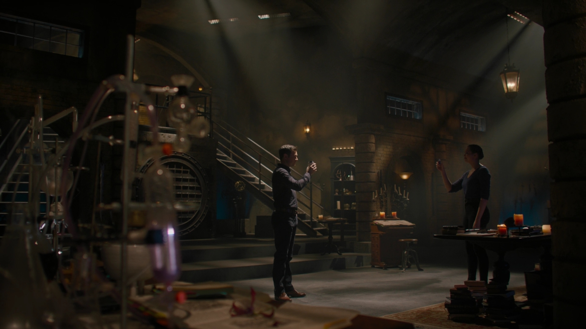 Charmed-Online-dot-nl_Charmed3x04YouCantTouchThis0678.jpg
