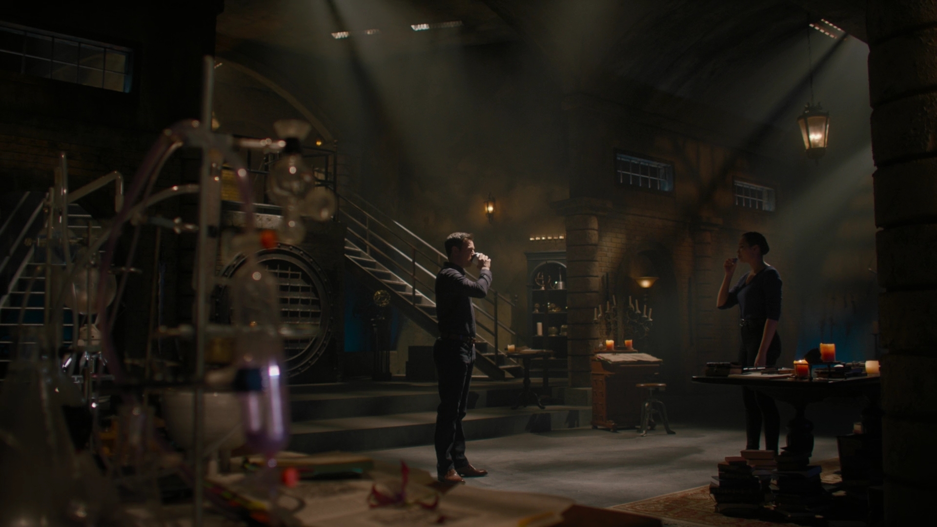 Charmed-Online-dot-nl_Charmed3x04YouCantTouchThis0679.jpg