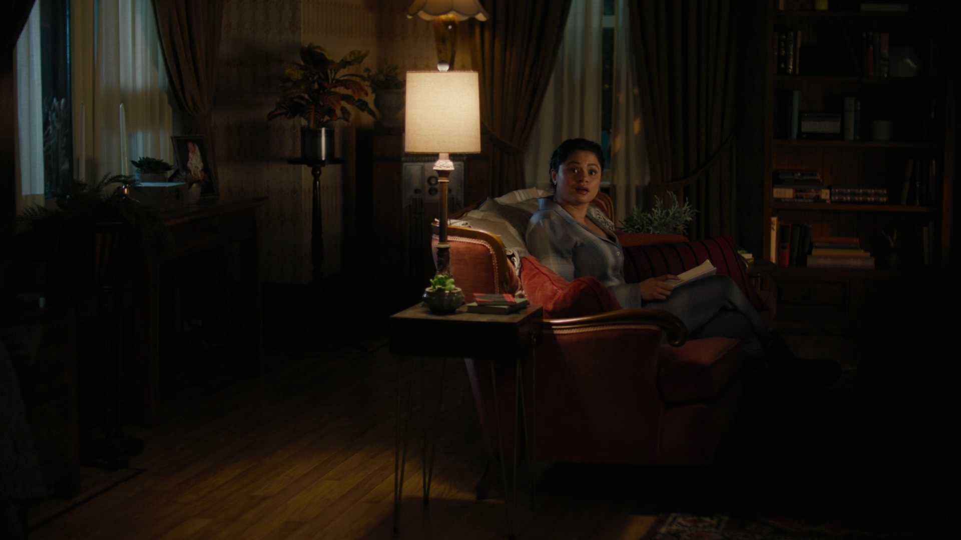 Charmed-Online-dot-nl_Charmed3x04YouCantTouchThis0721.jpg
