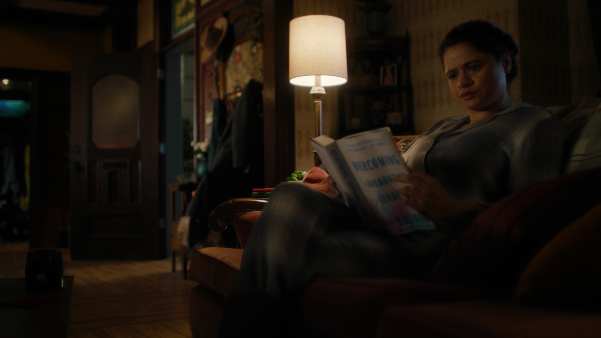 Charmed-Online-dot-nl_Charmed3x04YouCantTouchThis0727.jpg