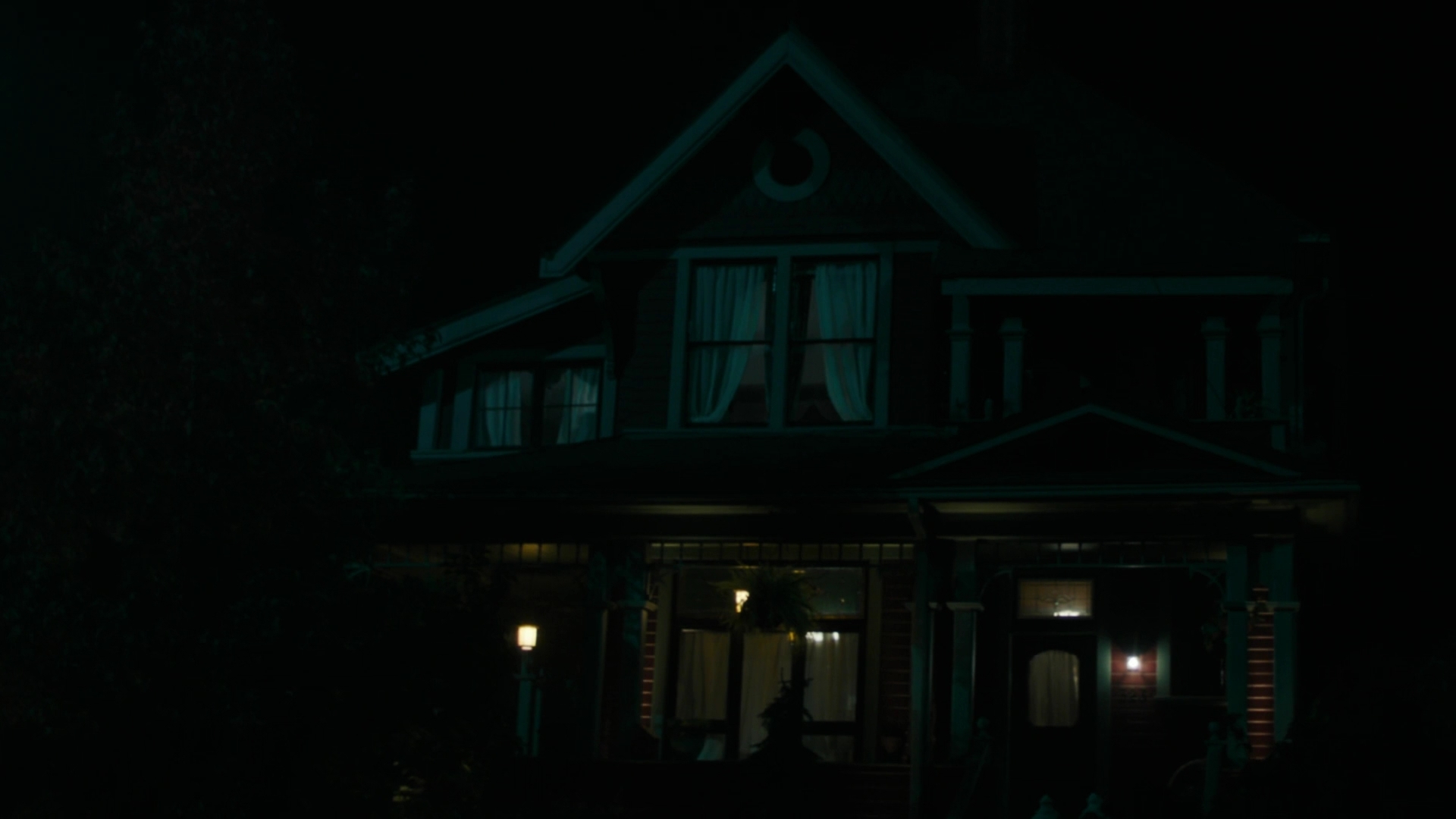 Charmed-Online-dot-nl_Charmed3x04YouCantTouchThis0756.jpg